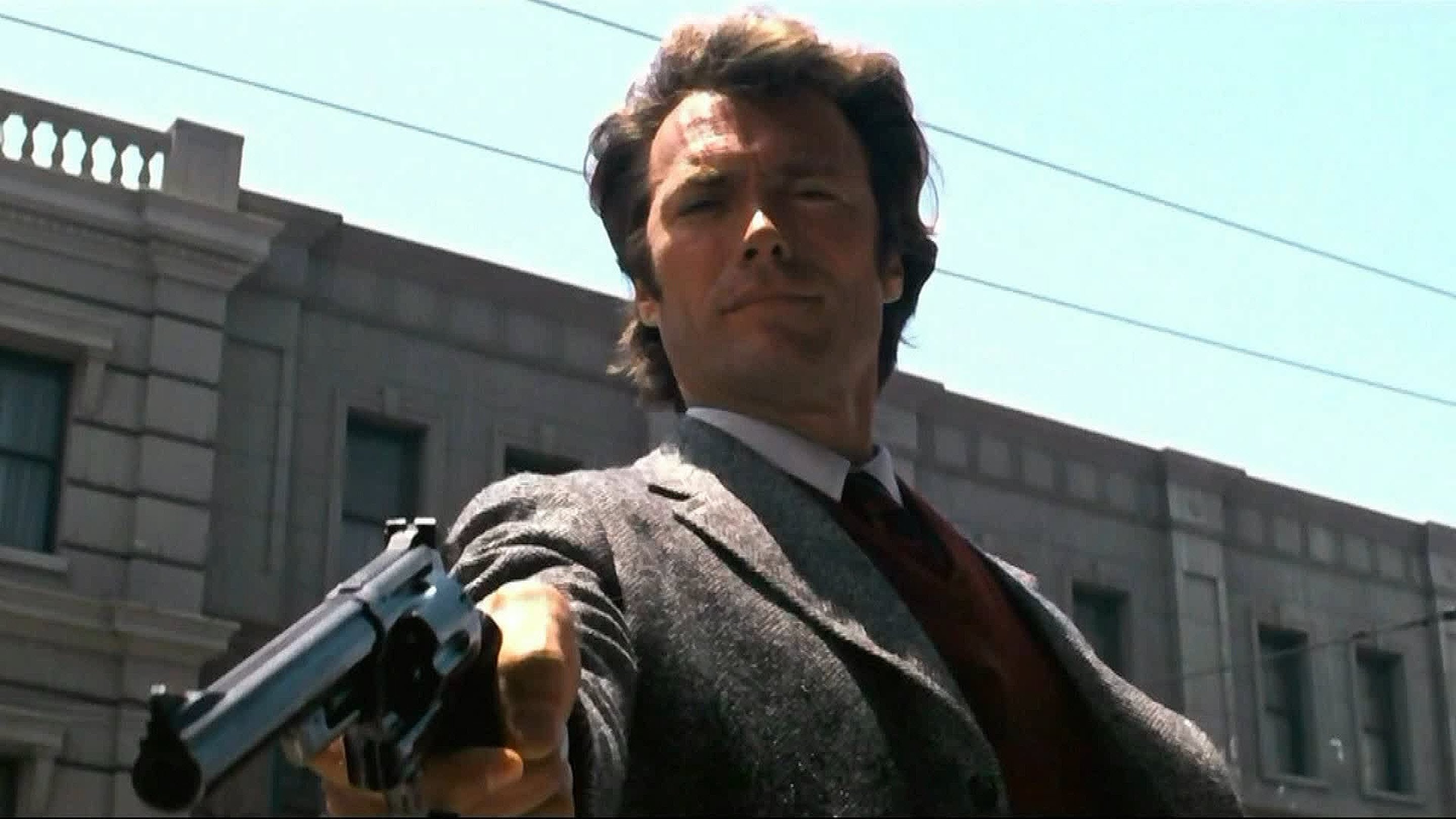 HQ Dirty Harry Wallpapers | File 303.55Kb