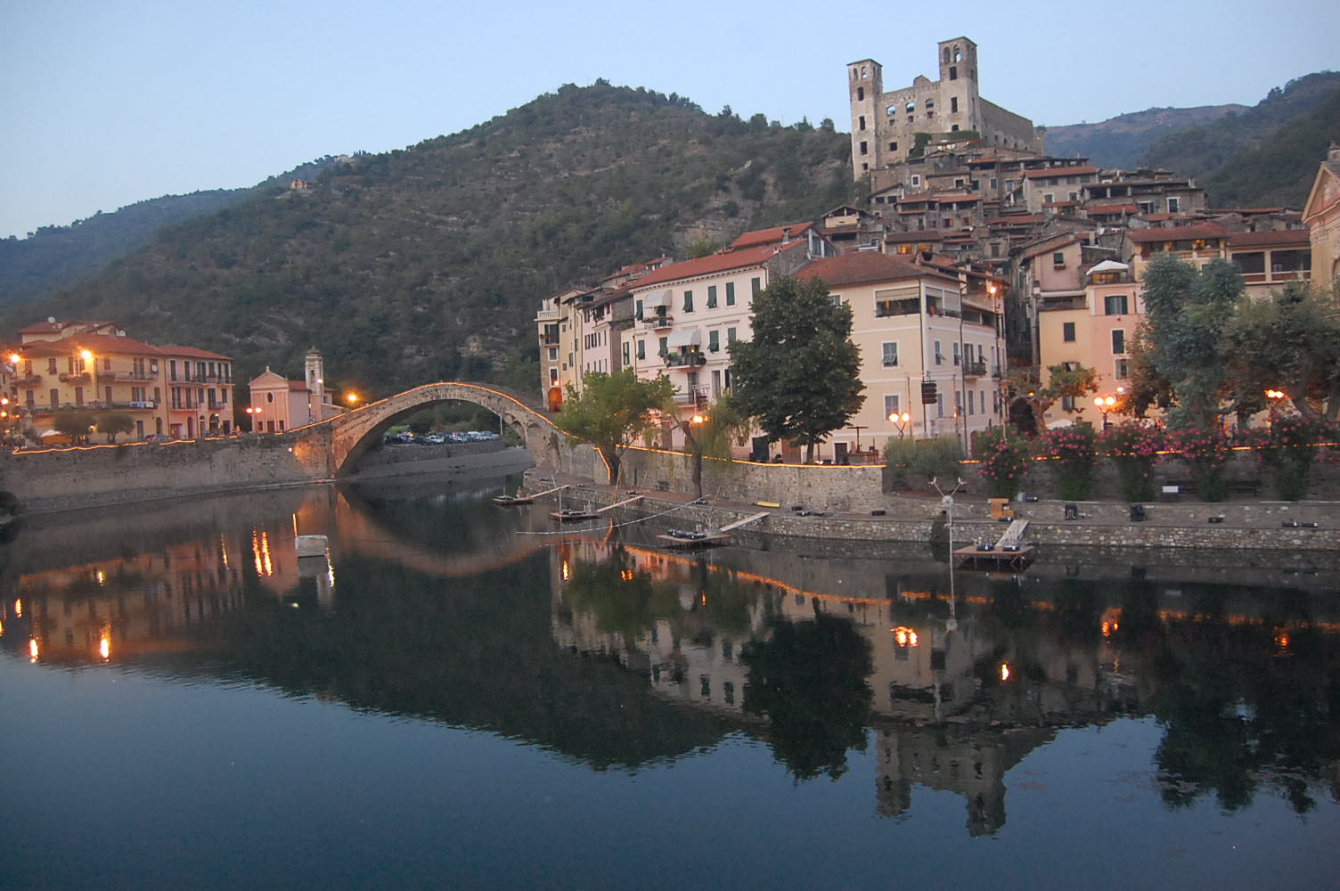 Dolceacqua High Quality Background on Wallpapers Vista