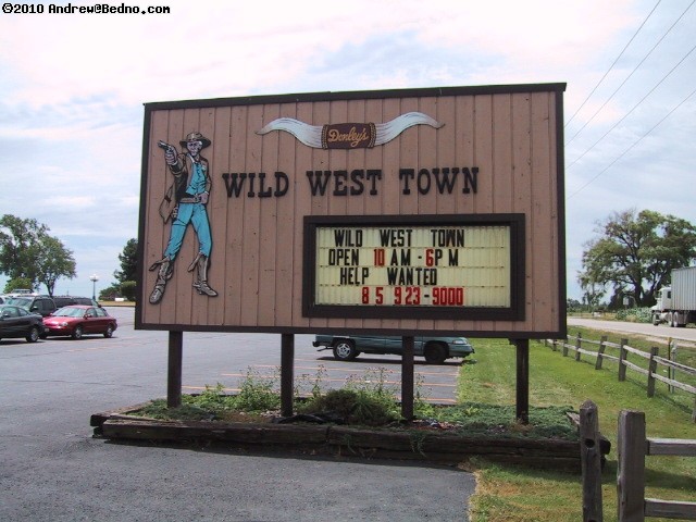 Images of Donley's Wild West Town | 640x480