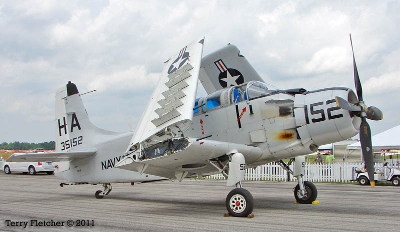 Douglas A-1 Skyraider Pics, Military Collection