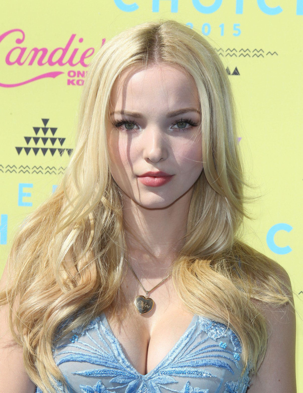 HD Quality Wallpaper | Collection: Celebrity, 1206x1566 Dove Cameron
