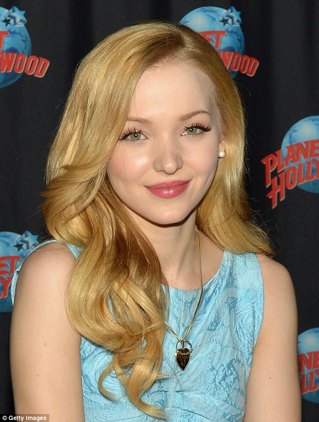 Amazing Dove Cameron Pictures & Backgrounds