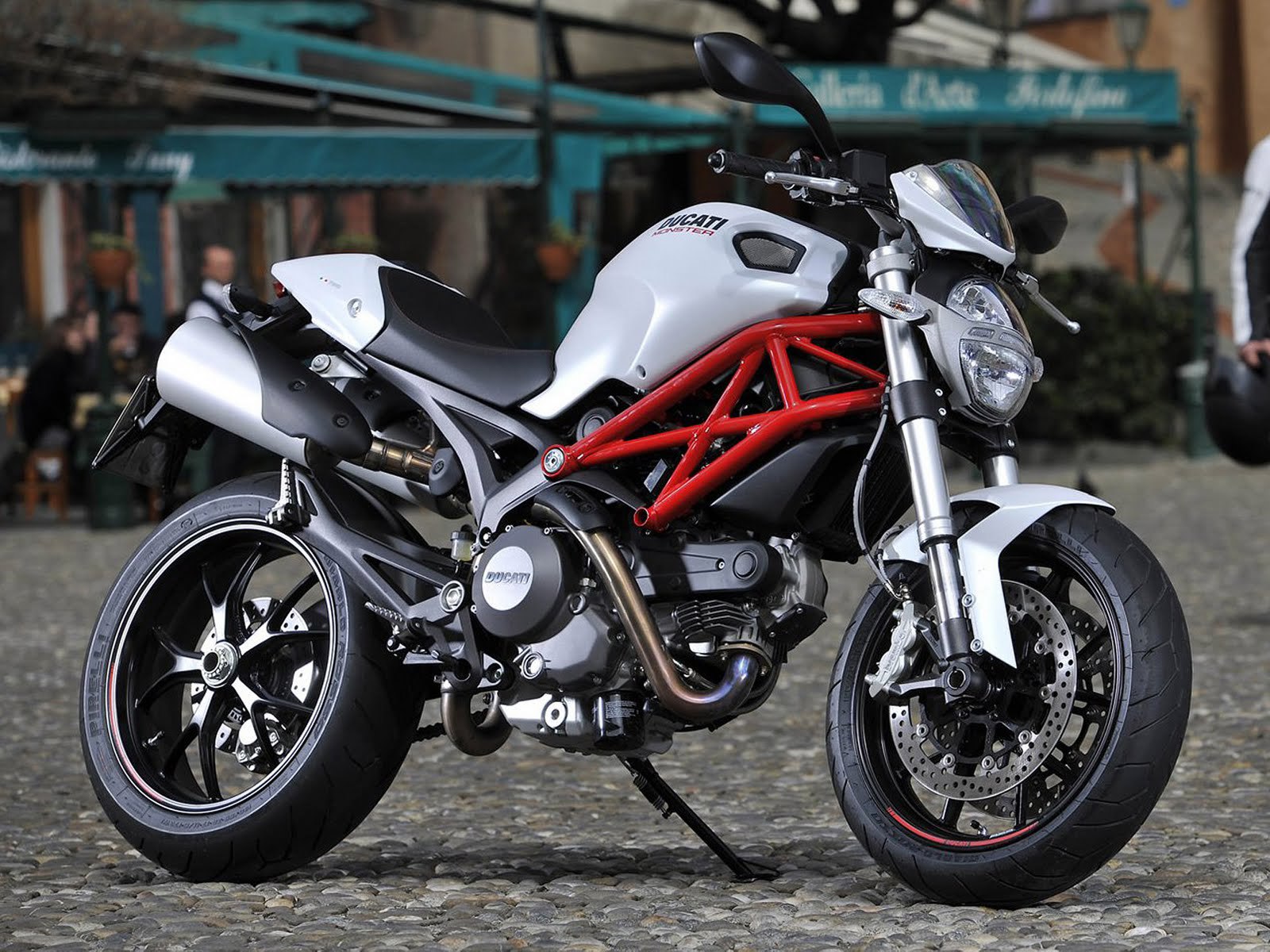 Images of Ducati Monster 796 Corse Stripe | 1600x1200