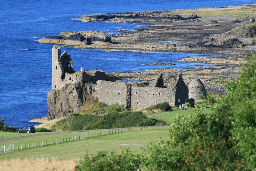 Dunduff Castle High Quality Background on Wallpapers Vista