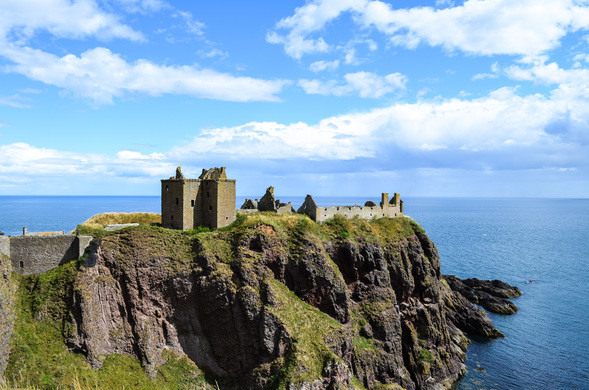 Images of Dunnottar Castle | 589x390