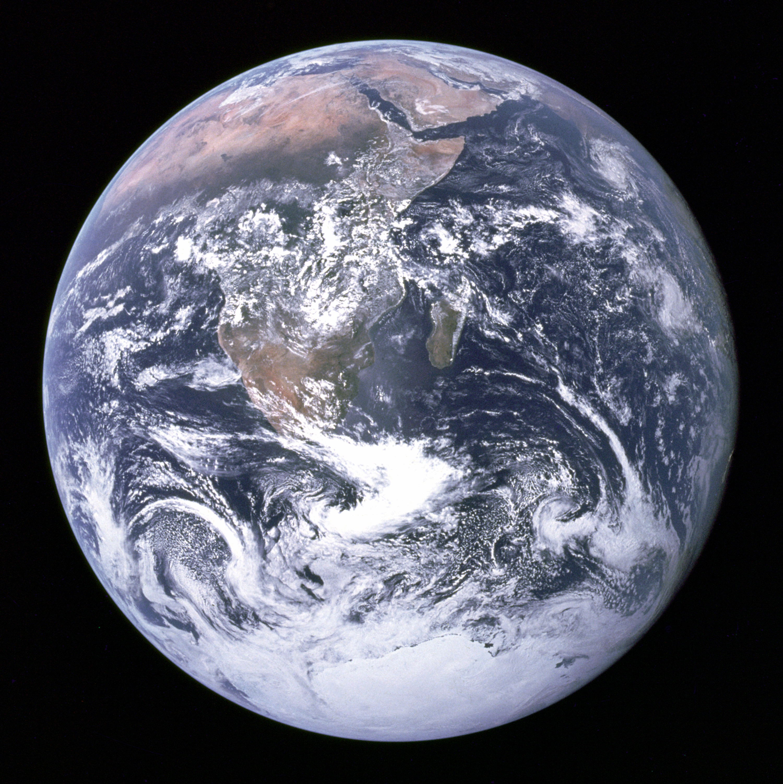 HQ Planet Earth Wallpapers | File 6358.46Kb