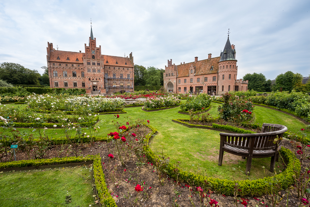 HD Quality Wallpaper | Collection: Man Made, 1024x683 Egeskov Castle