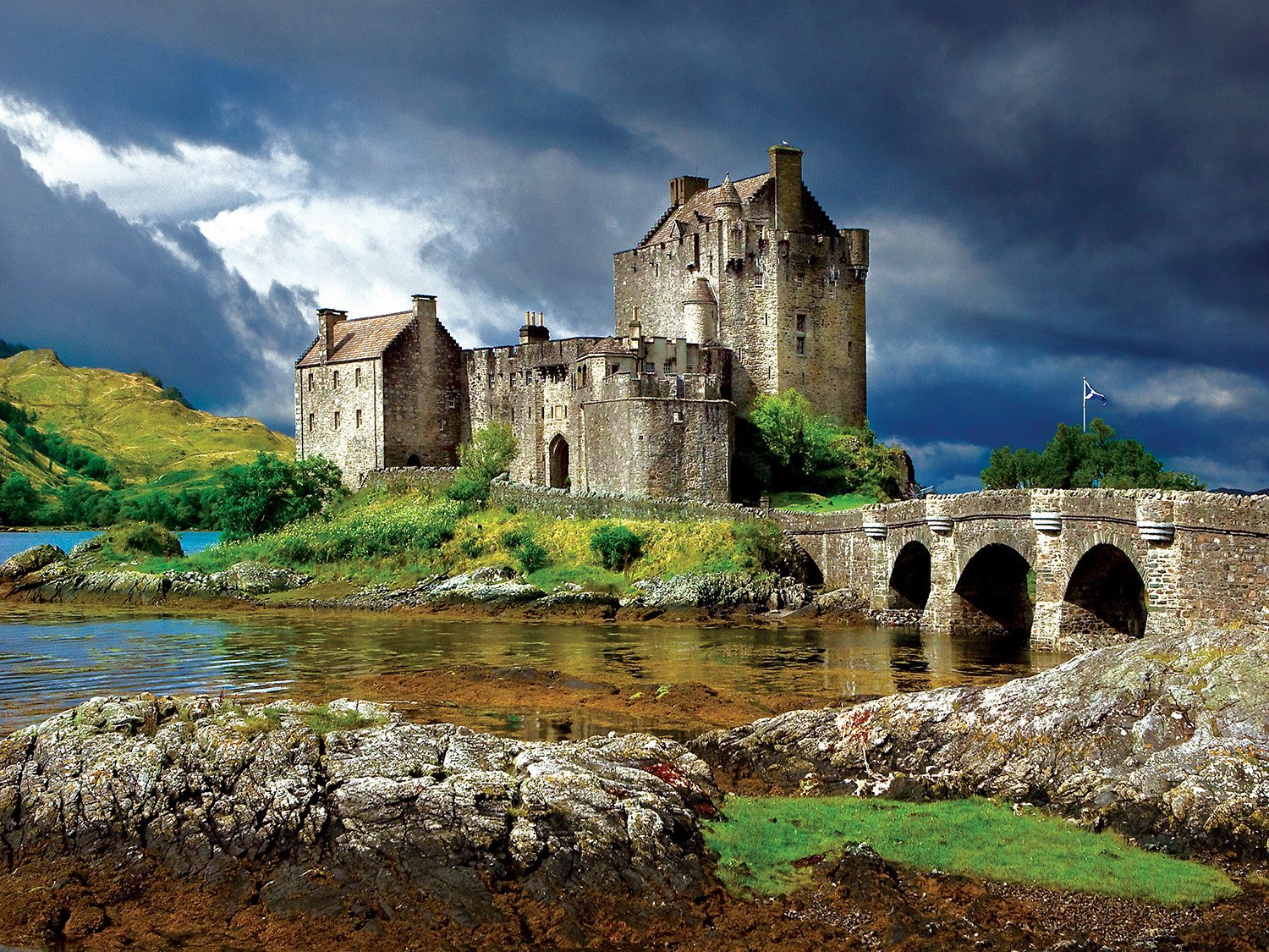 Eilean Donan Castle Pics, Man Made Collection