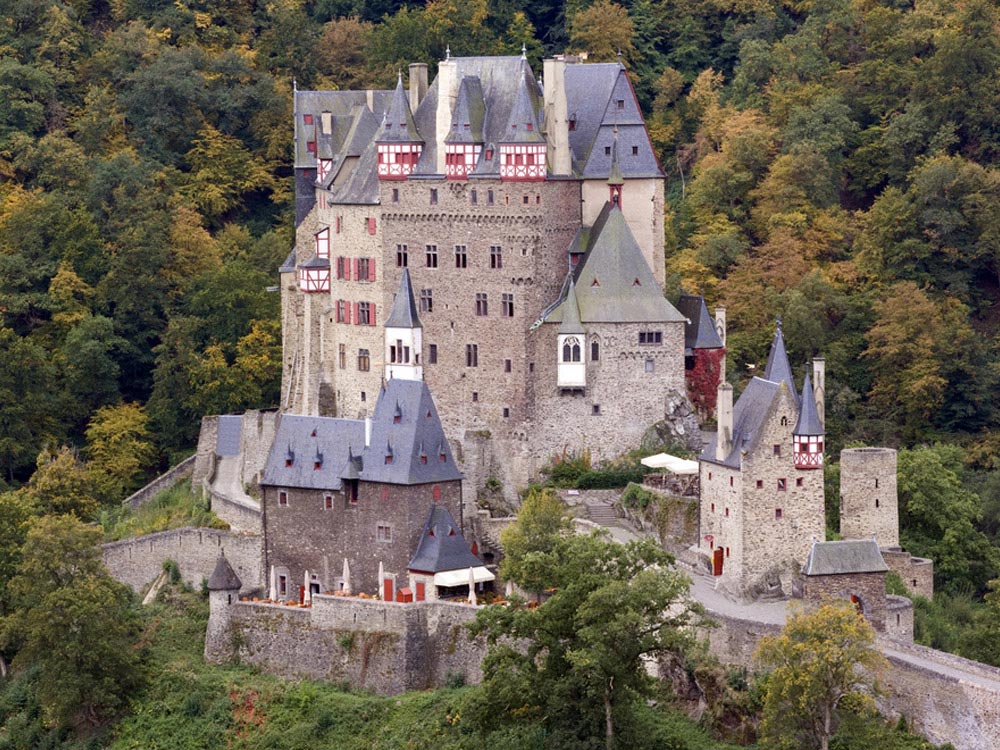 Eltz Castle HD wallpapers, Desktop wallpaper - most viewed