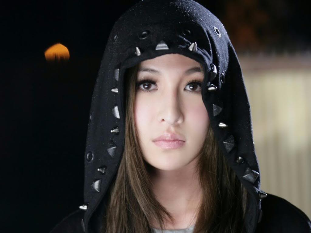 HQ Elva Hsiao Wallpapers | File 46.97Kb