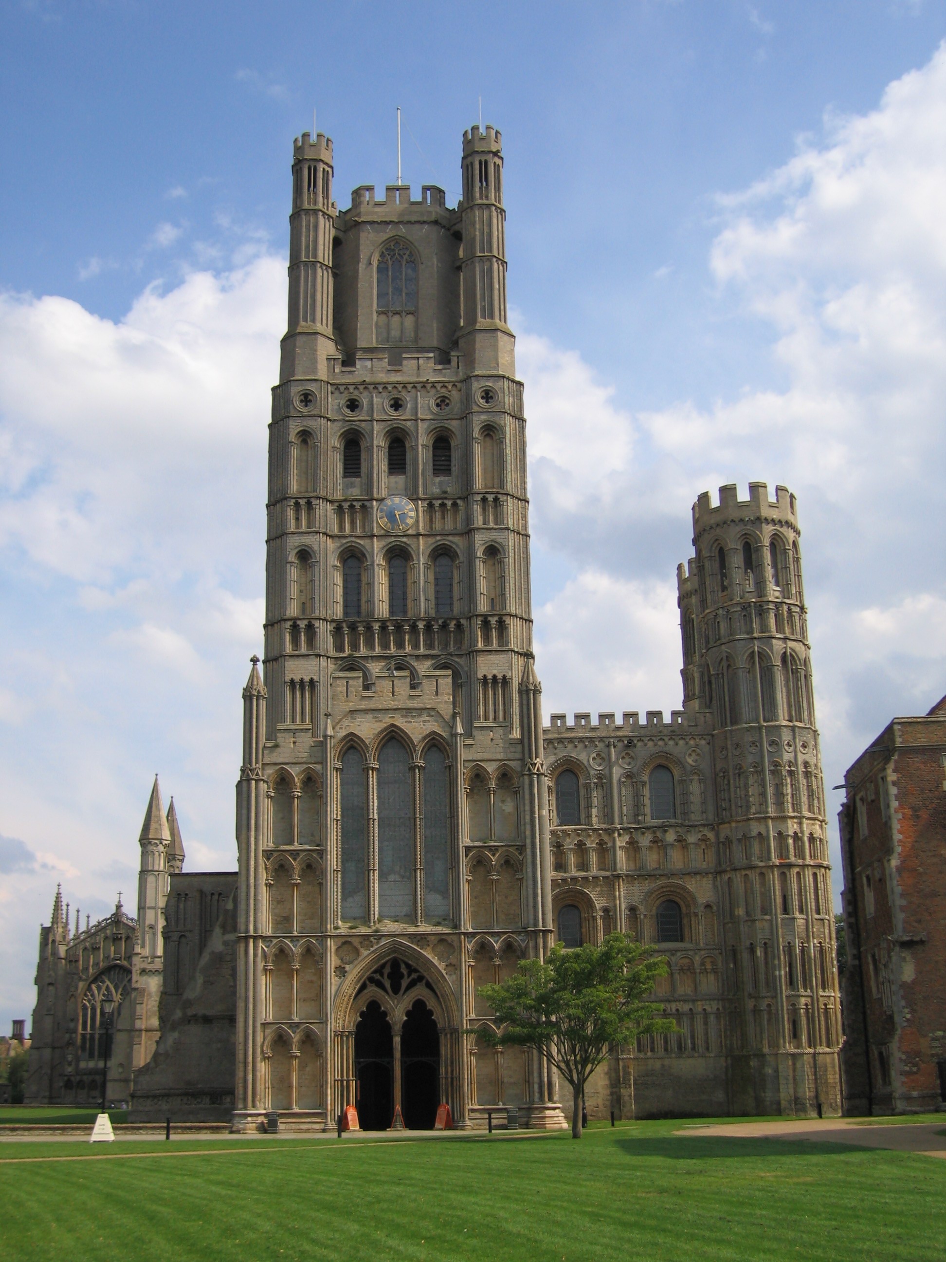 1944x2592 > Ely Cathedral Wallpapers