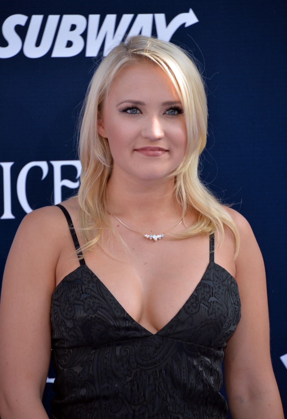 Emily Osment Pics, Women Collection