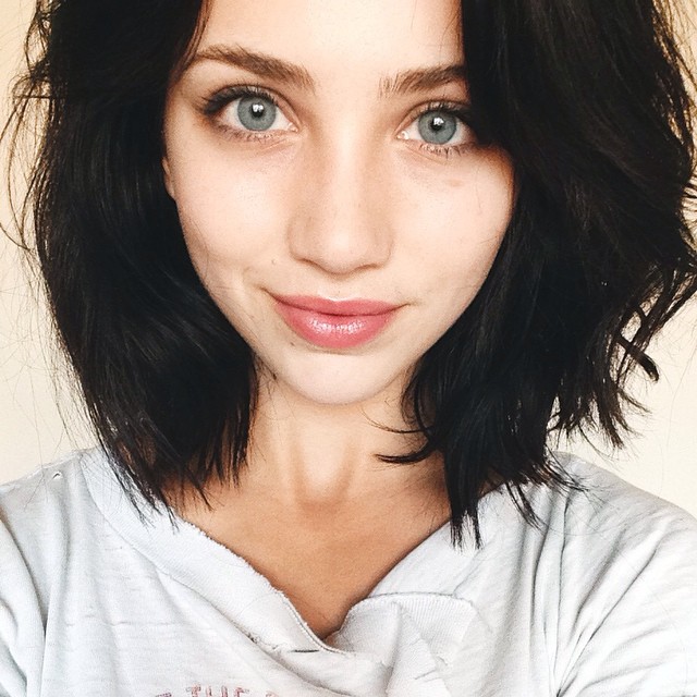 Emily Rudd Backgrounds on Wallpapers Vista