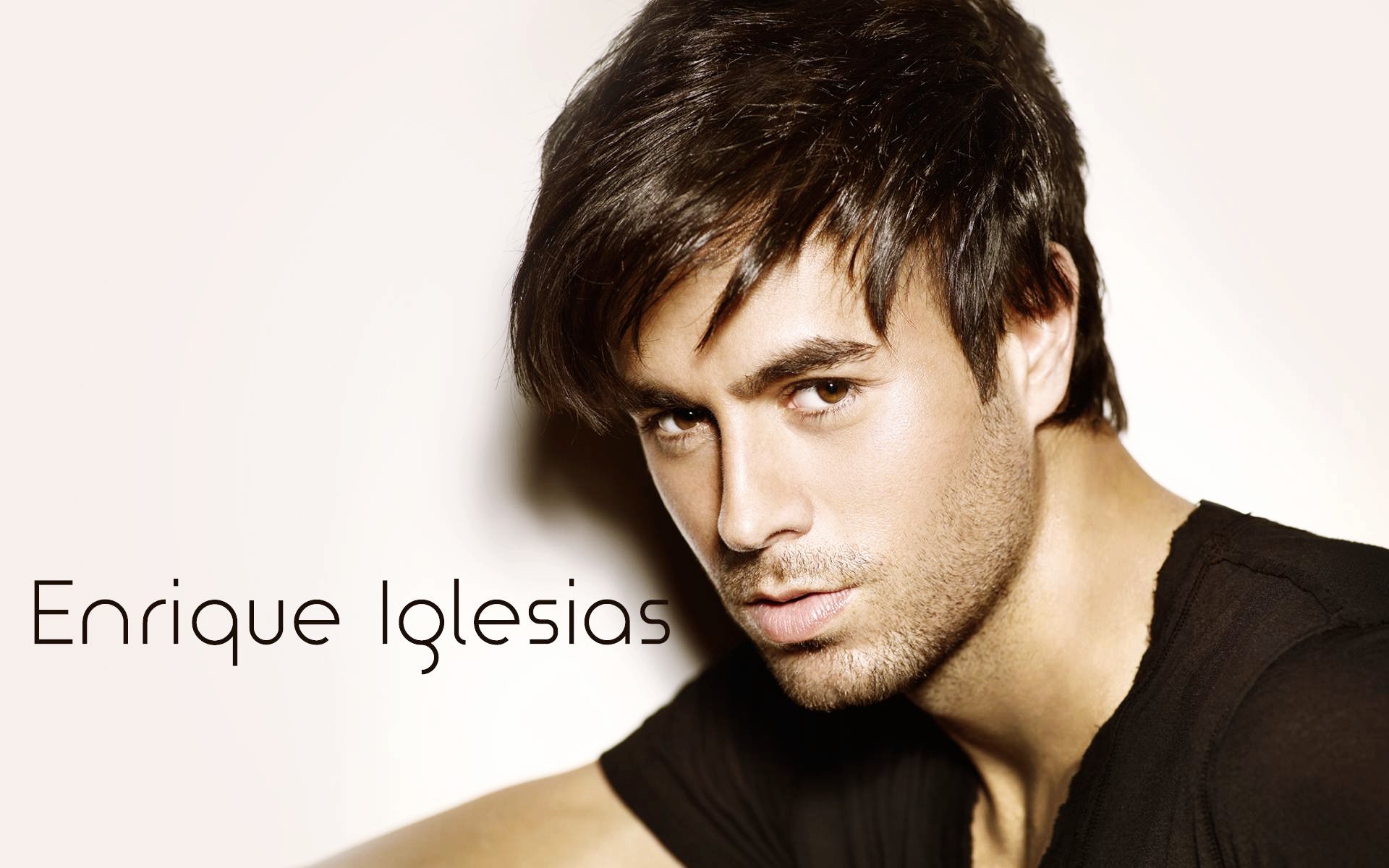 Amazing Enrique Iglesias Pictures & Backgrounds