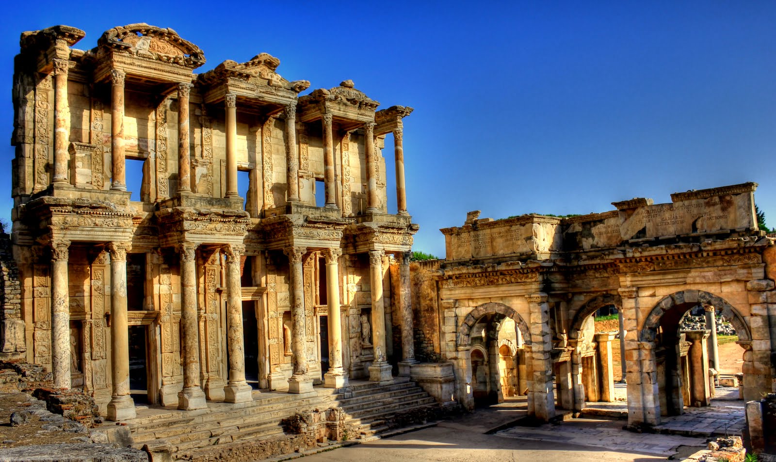 Amazing Ephesus Pictures & Backgrounds