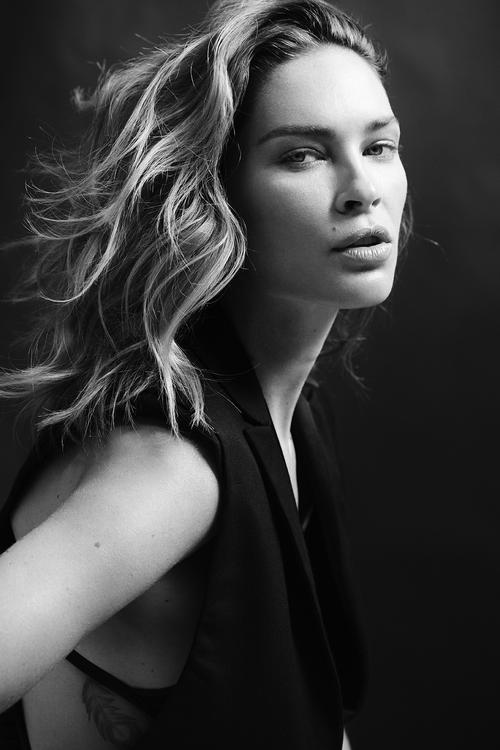 HD Quality Wallpaper | Collection: Women, 500x750 Erin Wasson