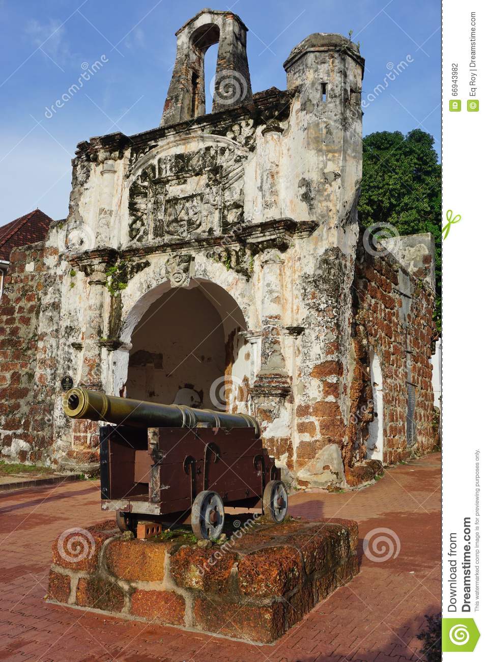 Nice wallpapers Famosa Fortress In Malacca 957x1300px