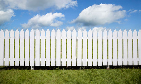Amazing Fence Pictures & Backgrounds