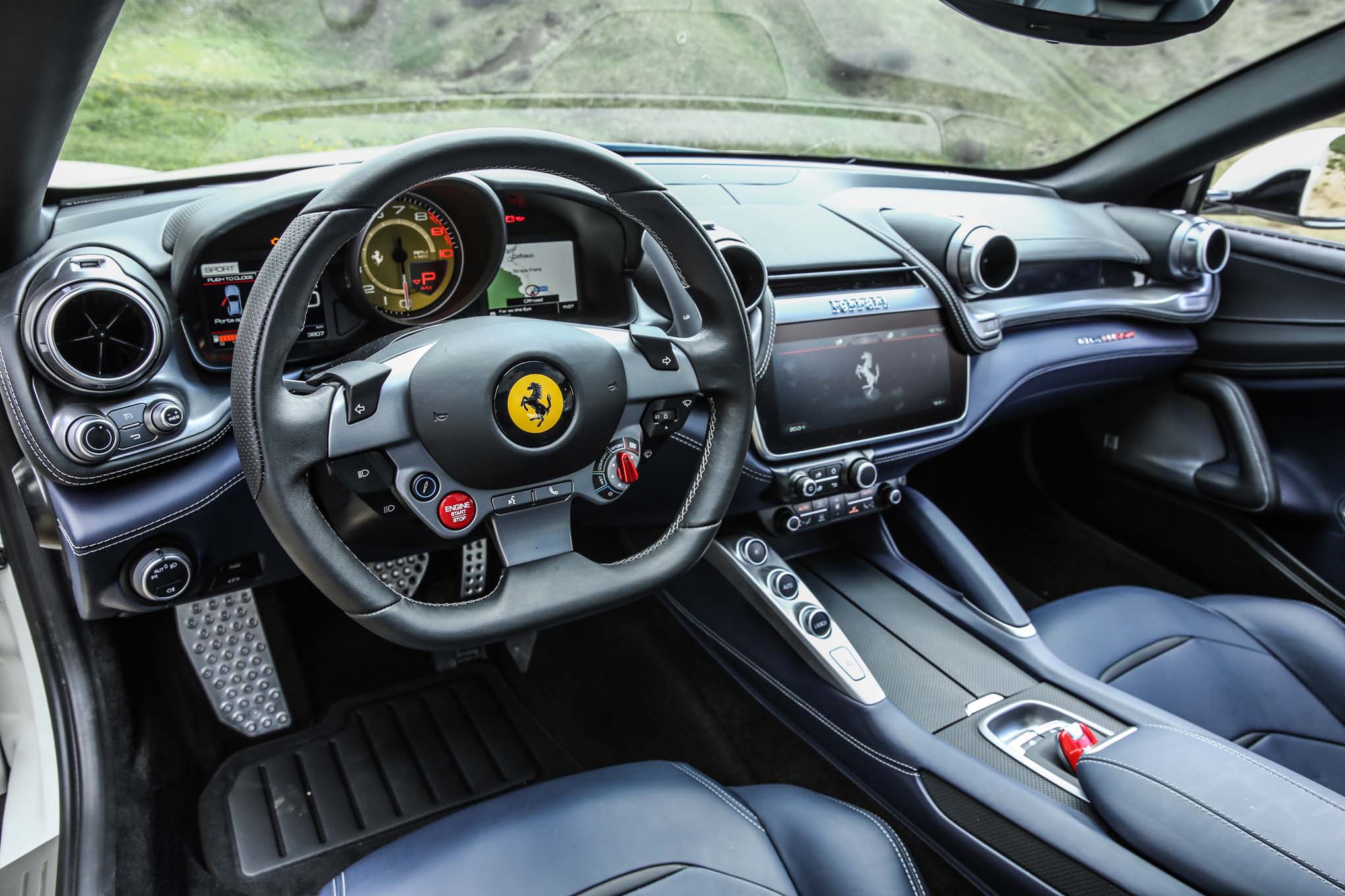 Ferrari GTC4Lusso Pics, Vehicles Collection