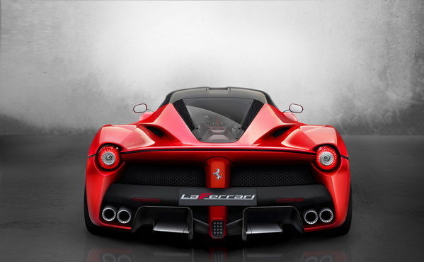 Amazing Ferrari LaFerrari Pictures & Backgrounds