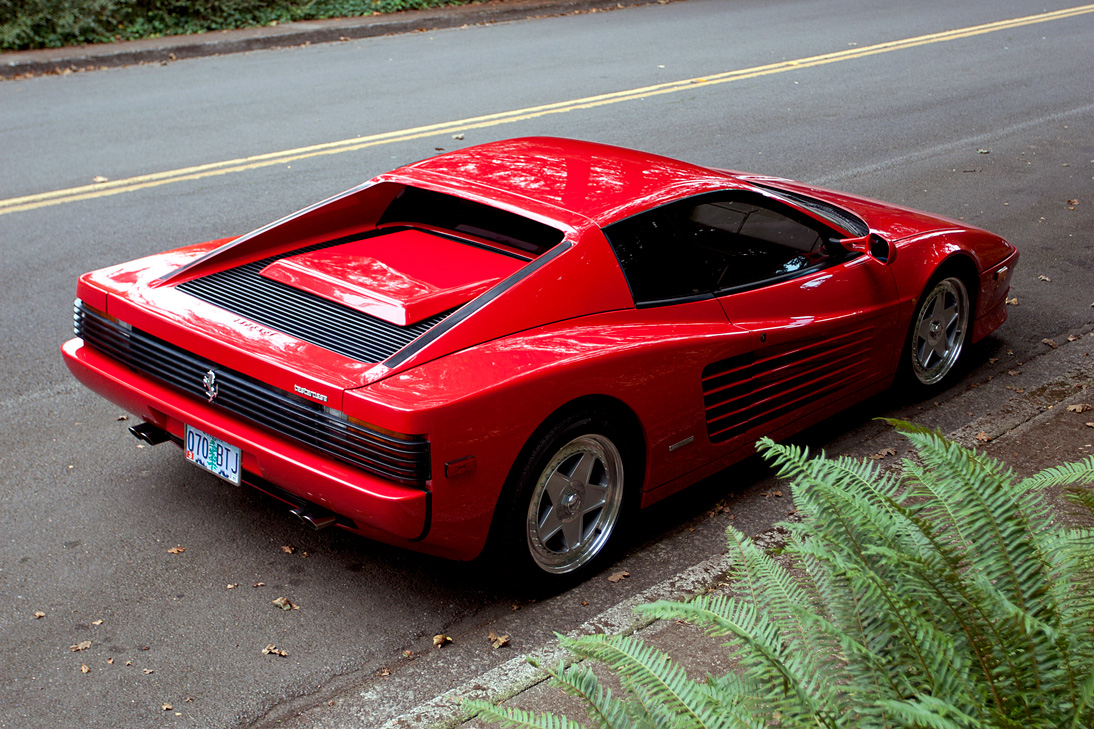 Amazing Ferrari Testarossa Pictures & Backgrounds
