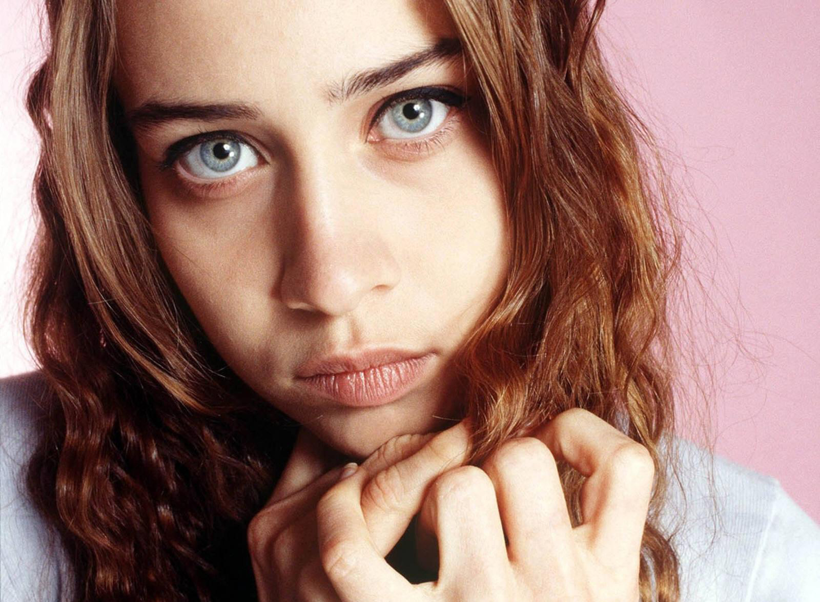 HD Quality Wallpaper | Collection: Music, 1600x1175 Fiona Apple