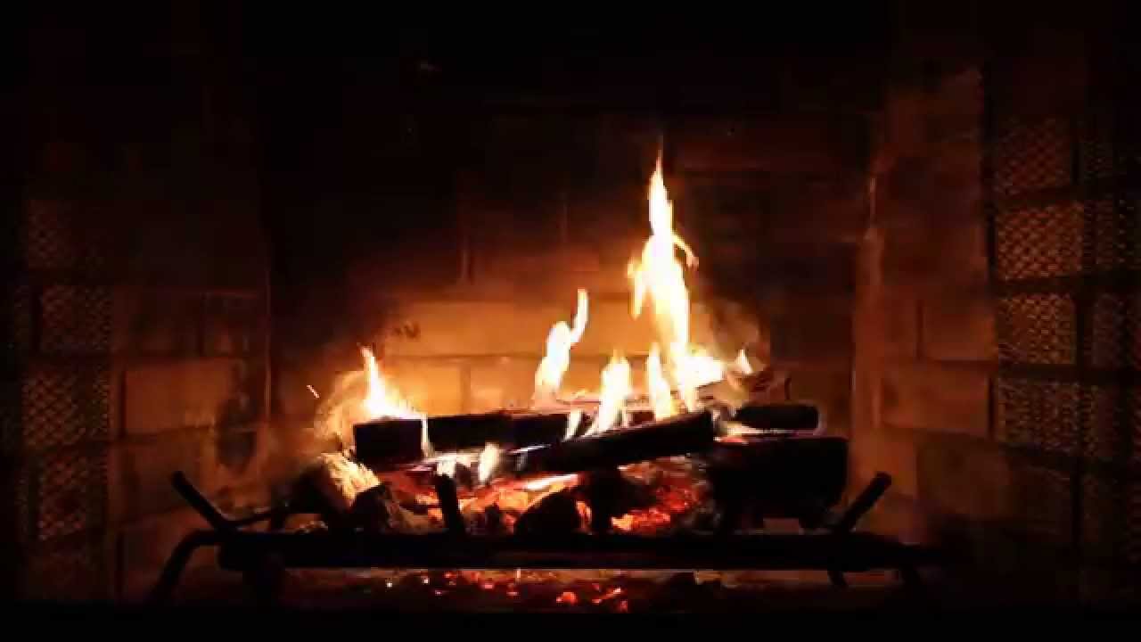 HQ Fireplace Wallpapers | File 38.93Kb
