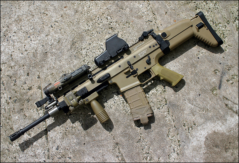 Nice Images Collection: Fn Scar-l Rifle Desktop Wallpapers