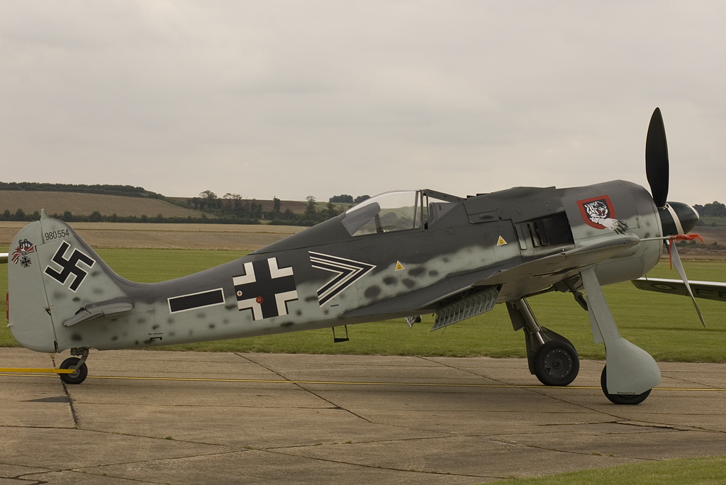 Focke-Wulf Fw 190 High Quality Background on Wallpapers Vista