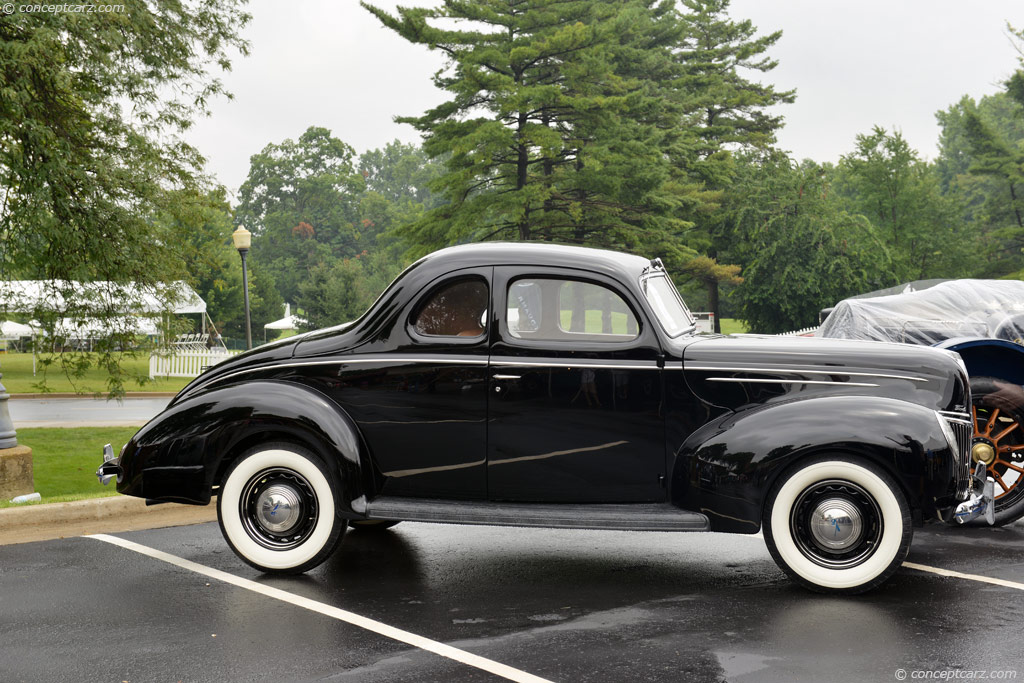 High Resolution Wallpaper | Ford Deluxe 1024x683 px