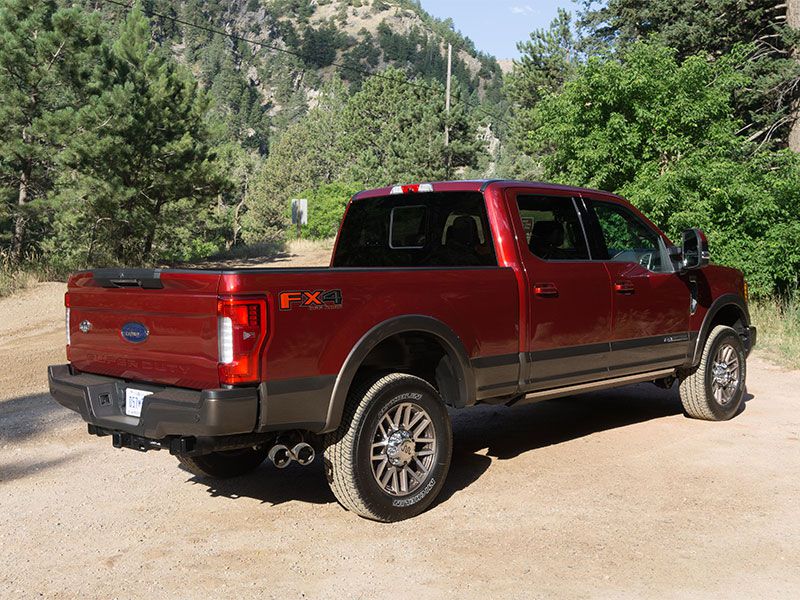 Images of Ford F-250 Super Duty King Ranch | 800x600