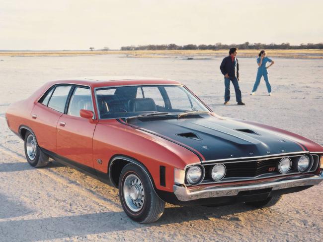 650x488 > Ford Falcon GT Wallpapers