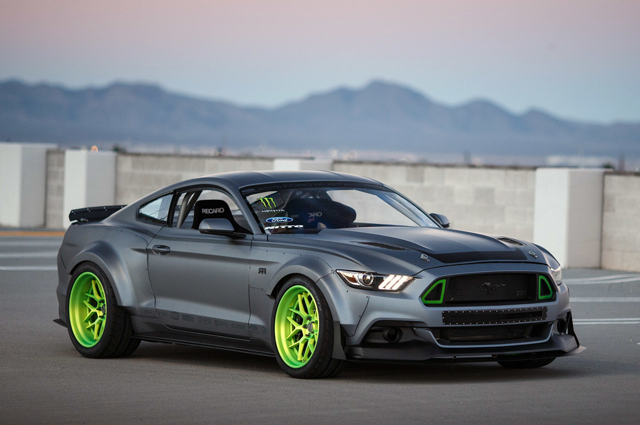 Ford Mustang RTR #19