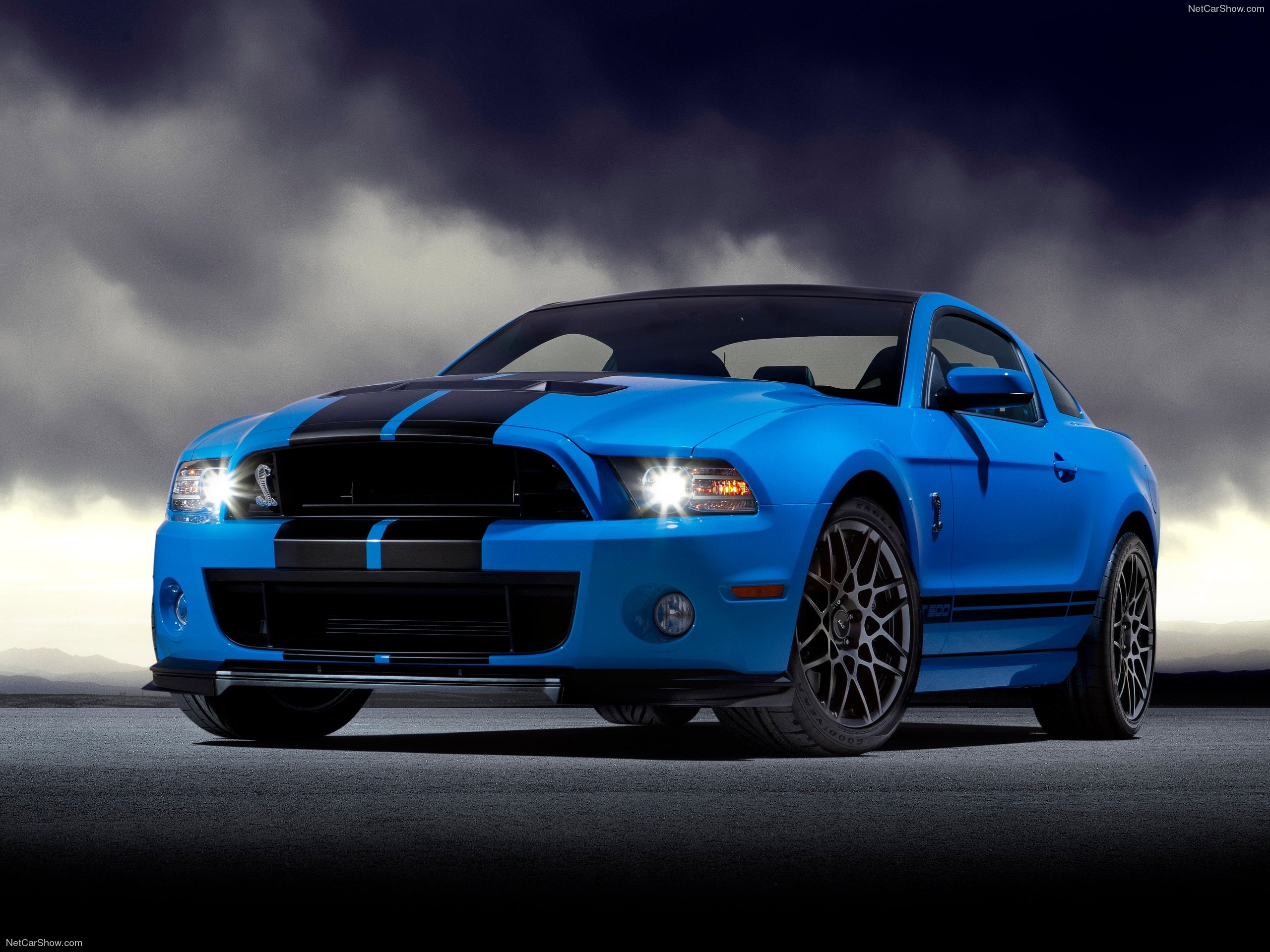 Nice Images Collection: Ford Mustang Shelby Cobra GT 500 Desktop Wallpapers