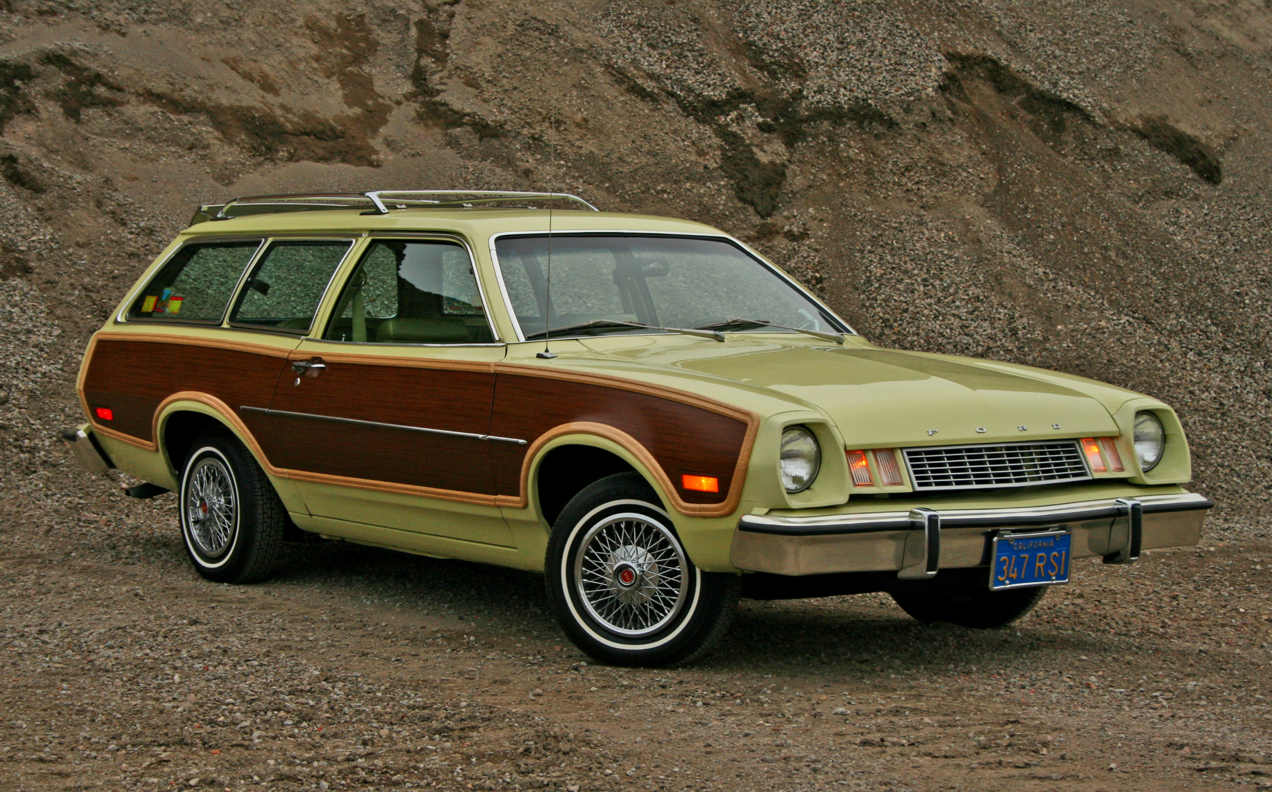 2587x1611 > Ford Pinto Wallpapers