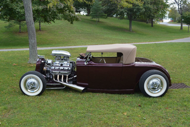640x426 > Ford Roadster Wallpapers