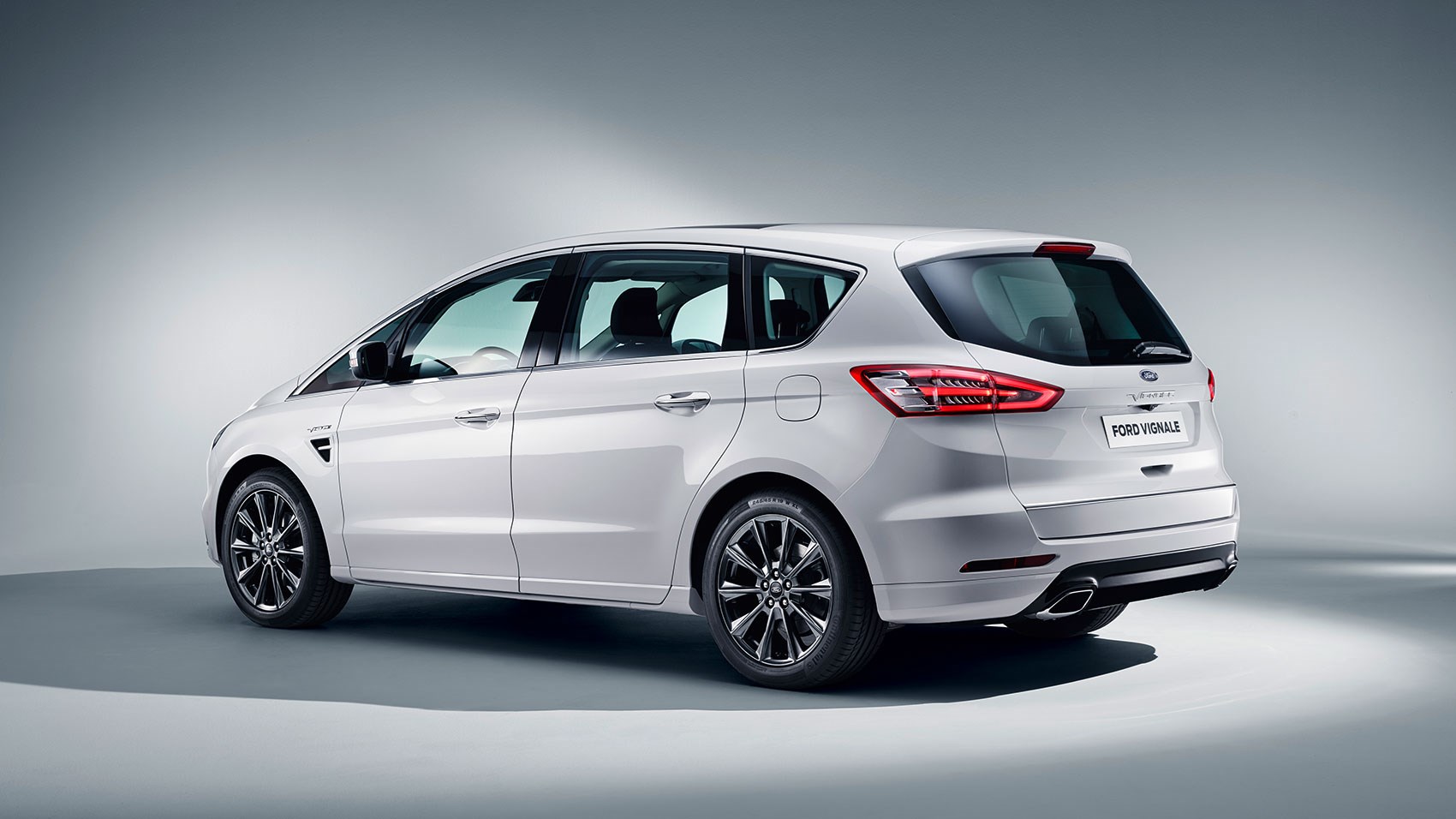 1700x956 > Ford S-Max Wallpapers