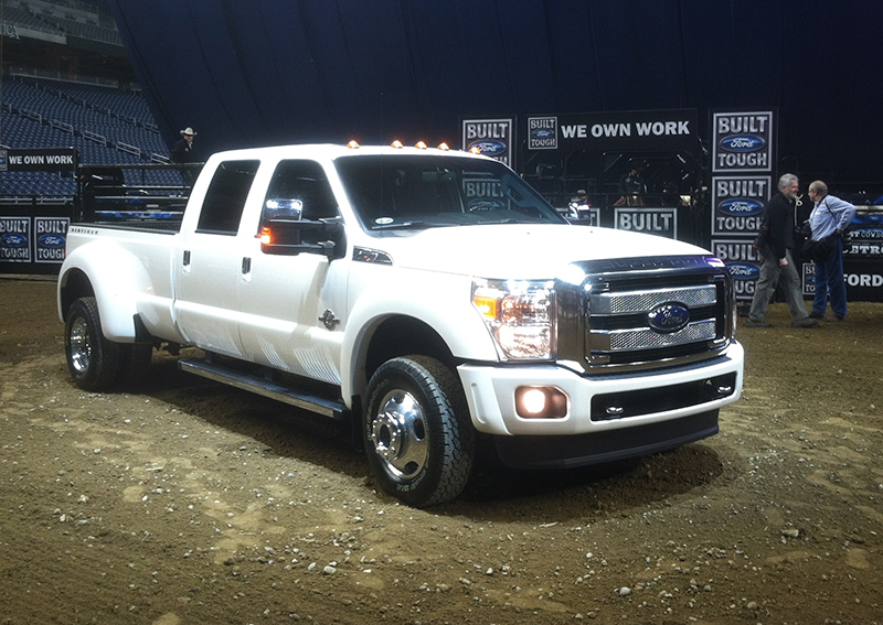 HD Quality Wallpaper | Collection: Vehicles, 800x567 Ford Super Duty Platinum
