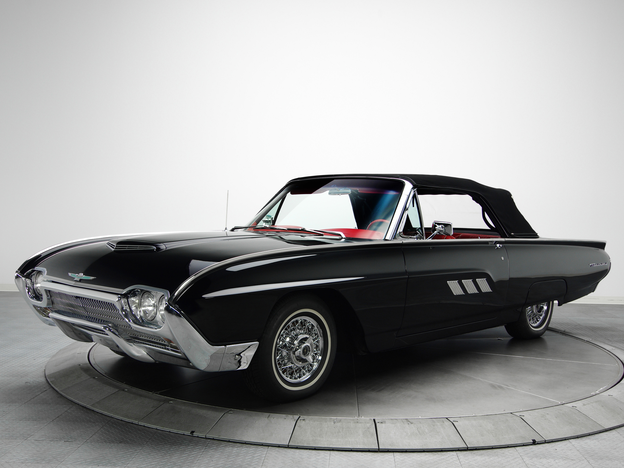 Images of Ford Thunderbird | 2048x1536