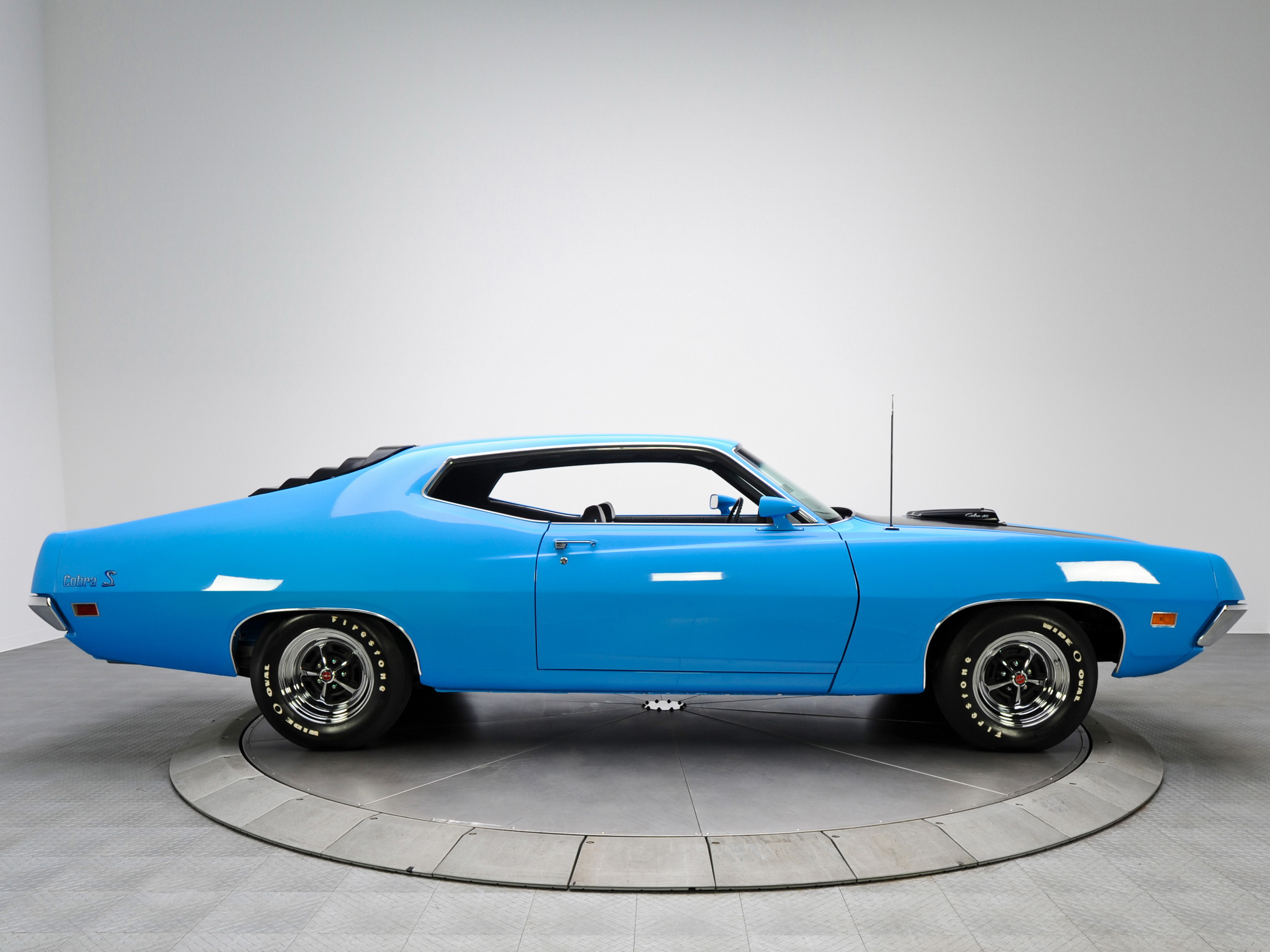 Amazing Ford Torino Cobra Pictures & Backgrounds