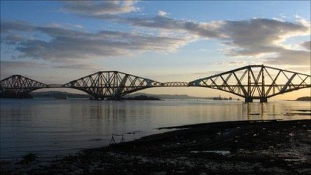 Amazing Forth Bridge Pictures & Backgrounds