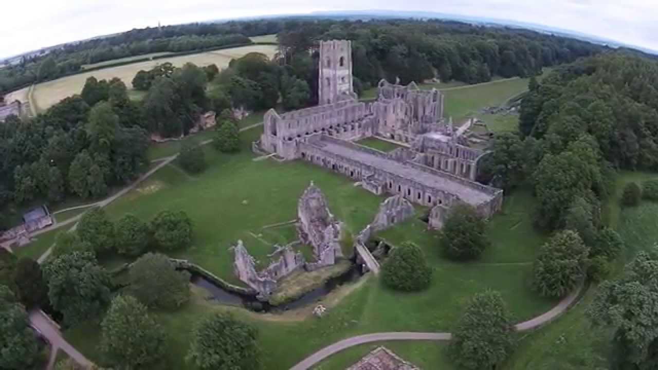 HQ Fountains Abbey Wallpapers | File 73.8Kb
