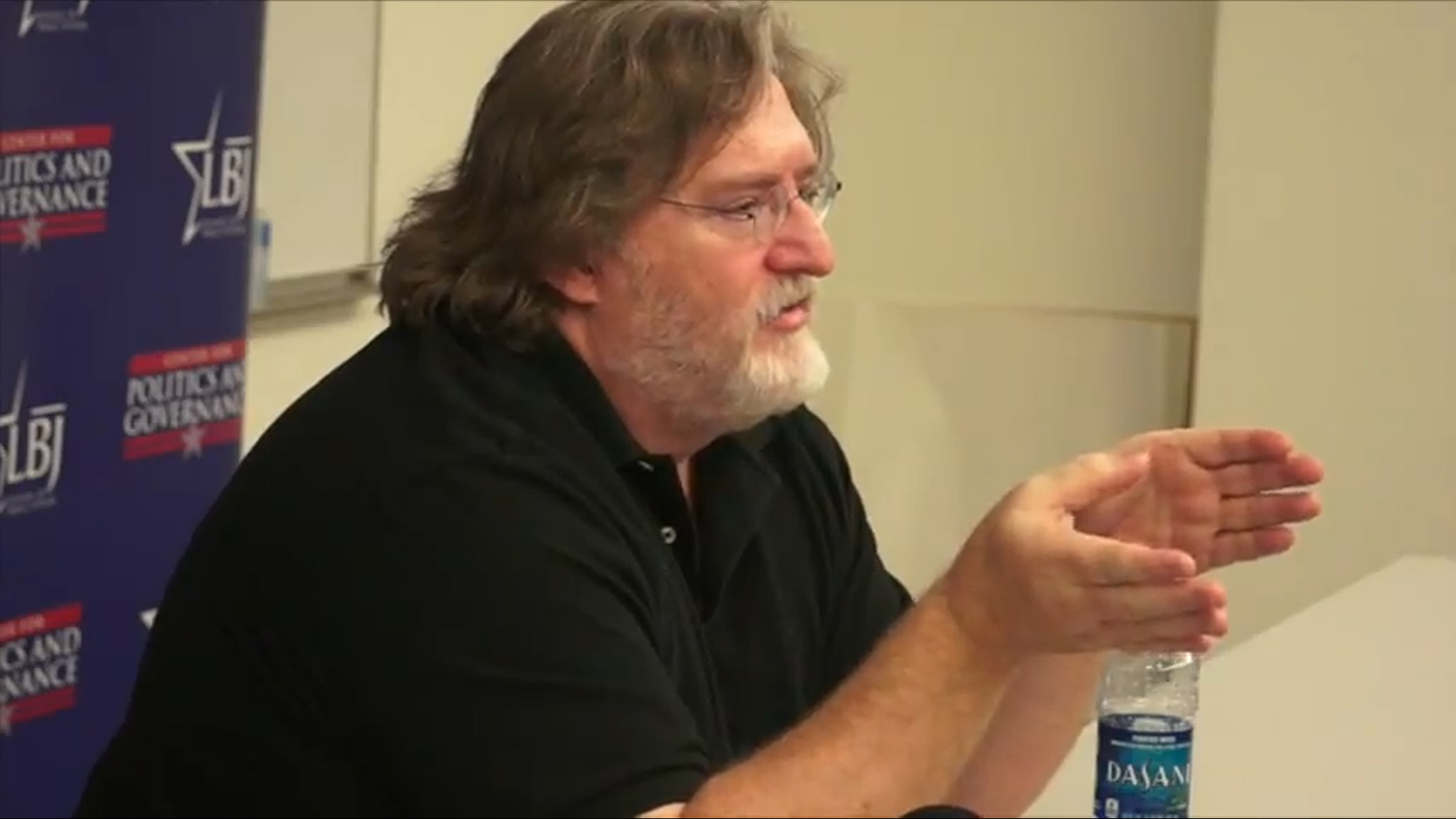 Gabe Newell High Quality Background on Wallpapers Vista