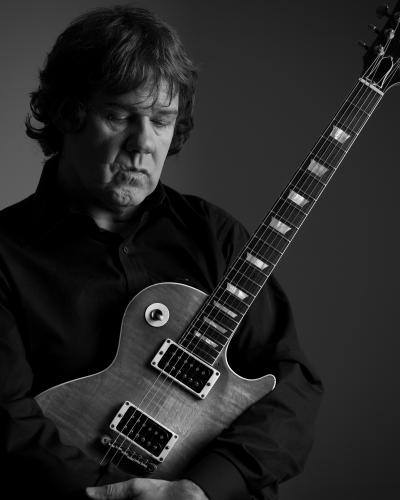 HD Quality Wallpaper | Collection: Music, 400x500 Gary Moore