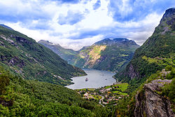 Nice wallpapers Geirangerfjord 250x167px