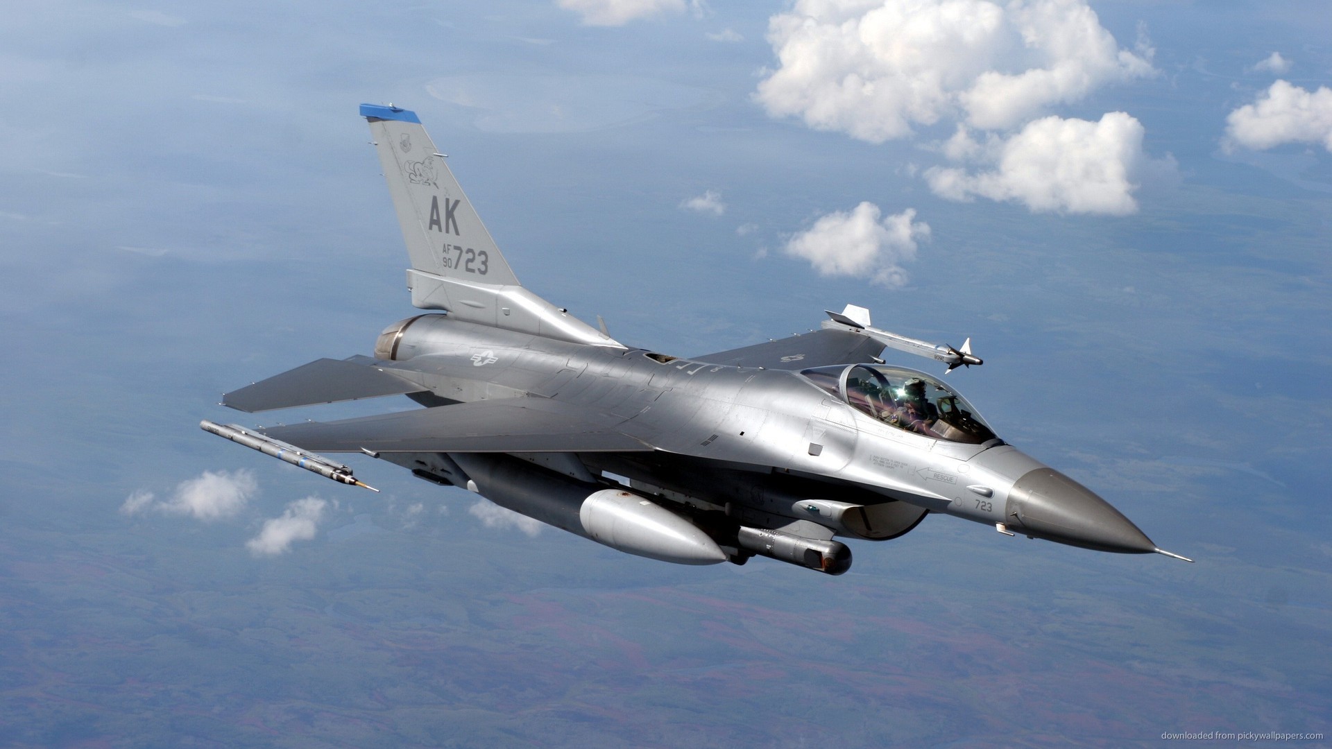Nice Images Collection: General Dynamics F-16 Fighting Falcon Desktop Wallpapers