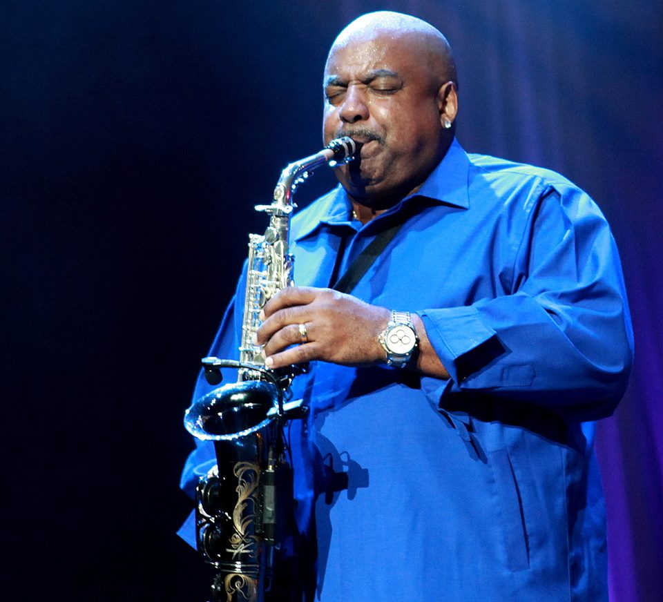 HQ Gerald Albright Wallpapers | File 103.06Kb