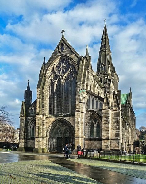 Nice Images Collection: Glasgow Cathedral Desktop Wallpapers