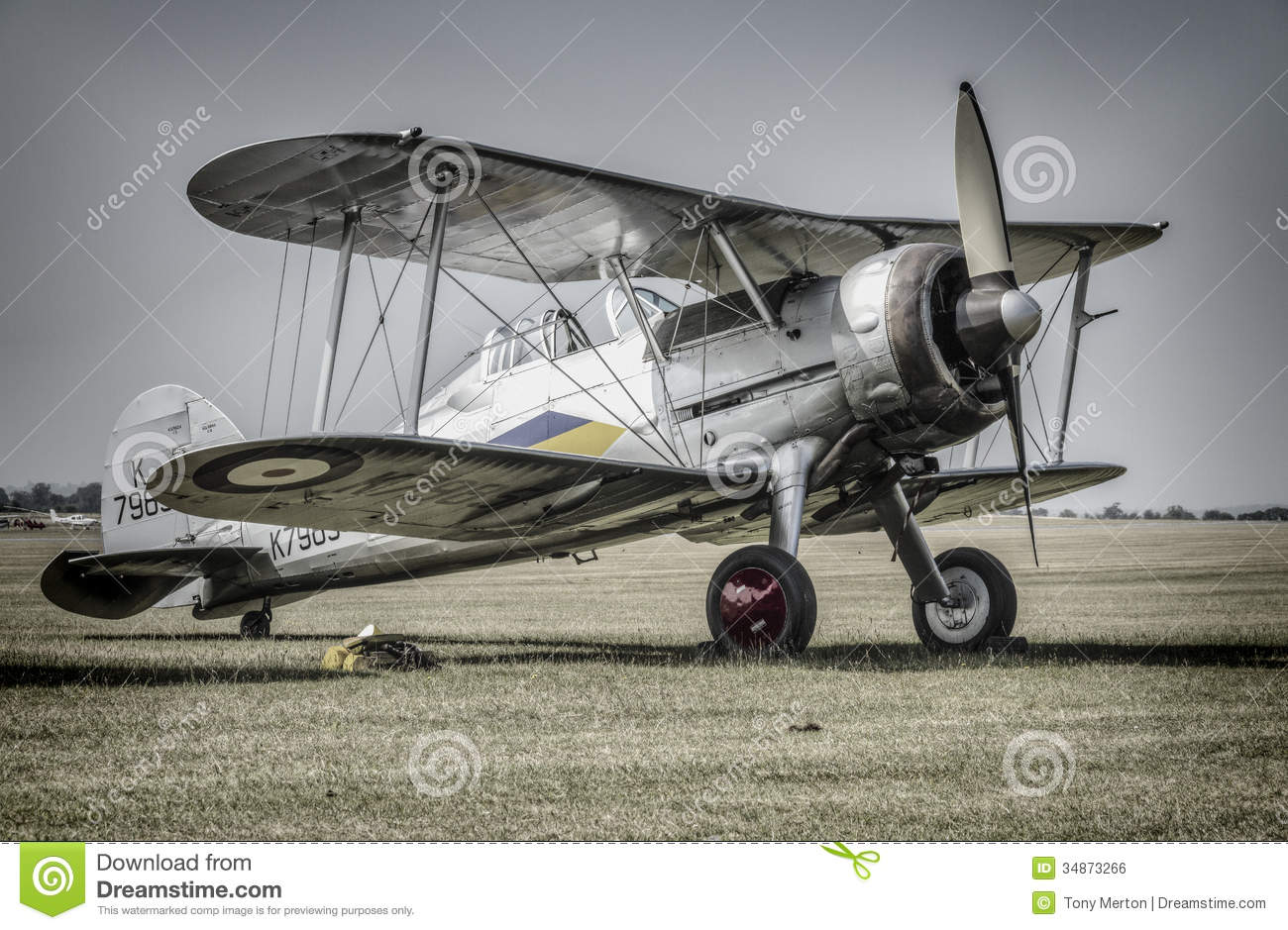 1300x939 > Gloster Gladiator Wallpapers