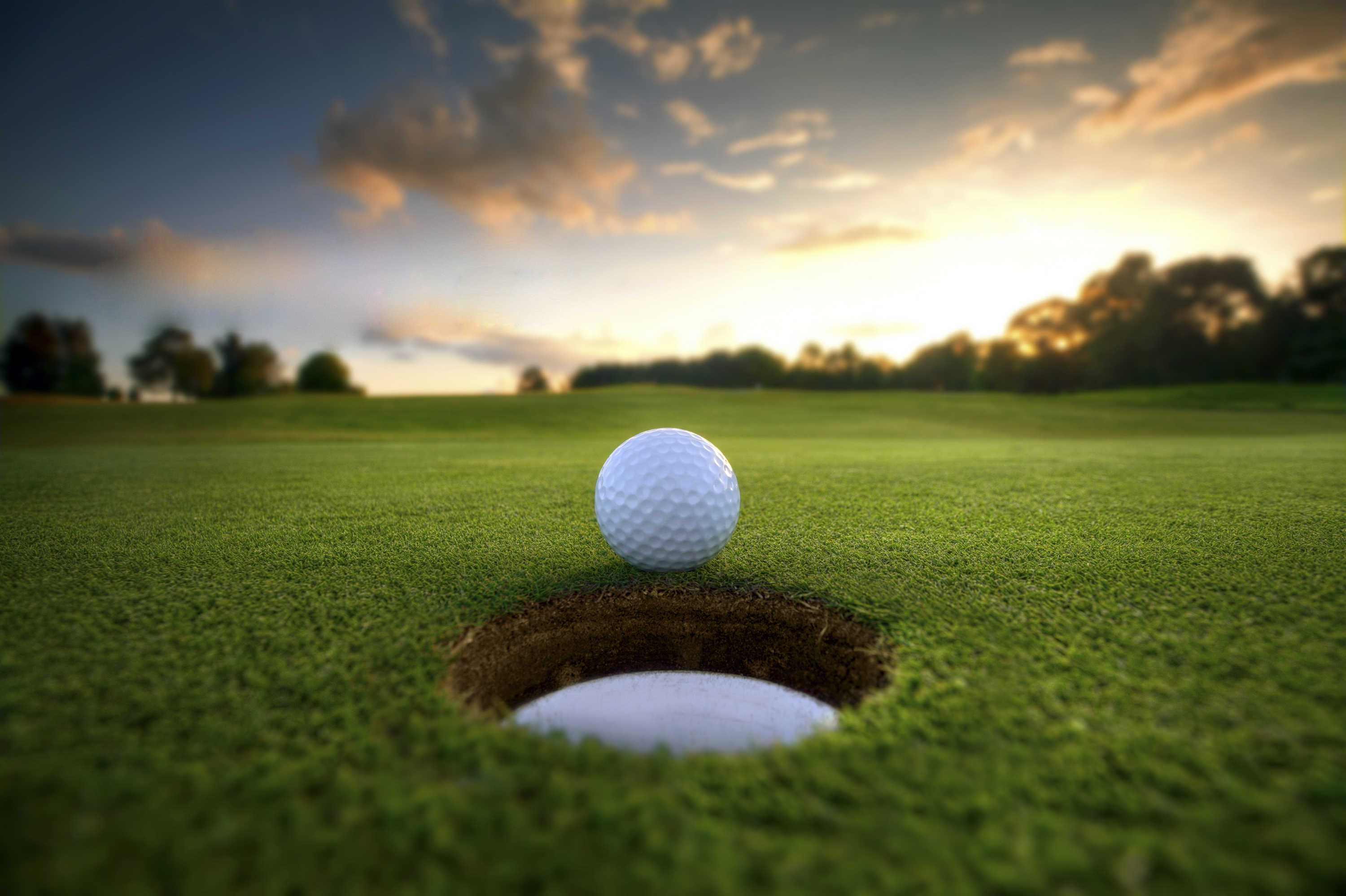 Amazing Golf Pictures & Backgrounds